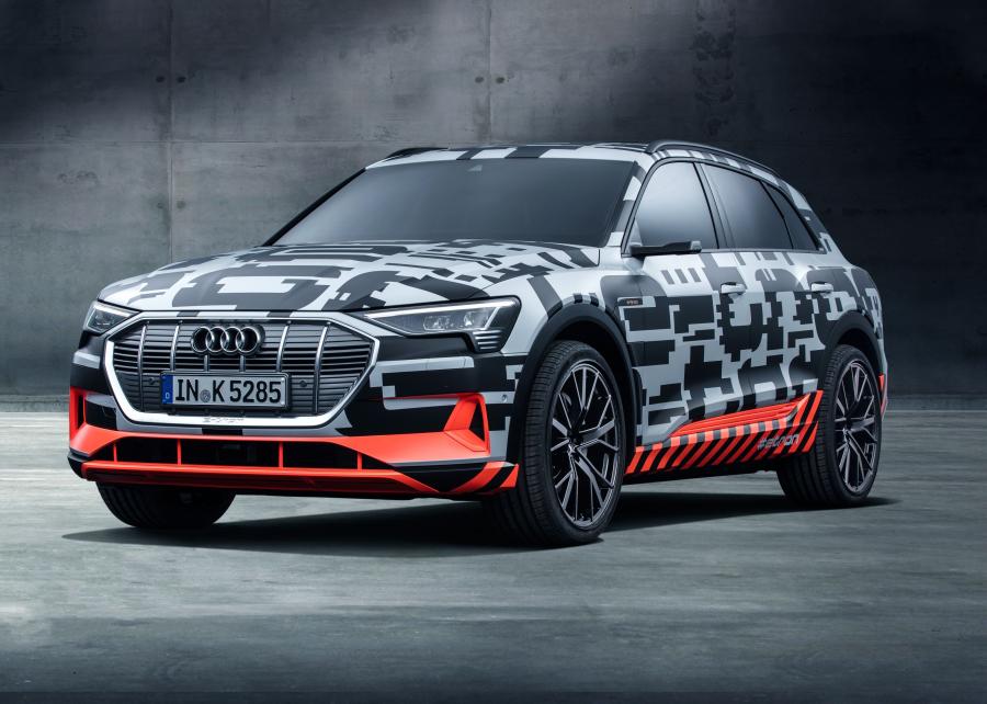  Audi e-tron prototype 2018 года  (фото 1 из 41)